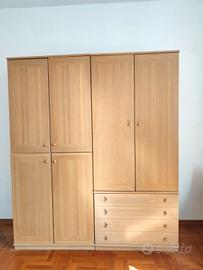 Rete letto, Armadio, Vetrina e tavolino basso