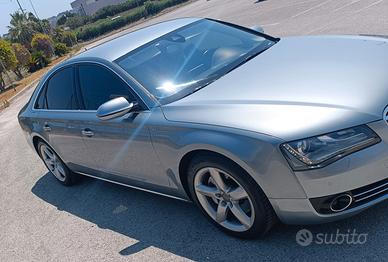 AUDI A8 3.0 TDI V6  QUATTRO FULL