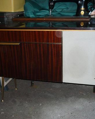 Mobile radio anni 60 vintage