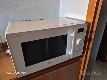 Microonde Whirlpool Forced Air 