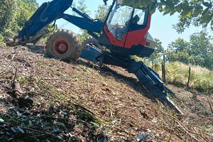 ESCAVATORE RAGNO KAISER X4M ACCESSORIATO