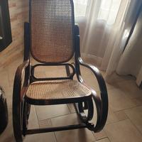 dondolo legno e finocchino 