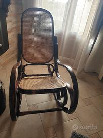 dondolo legno e finocchino 