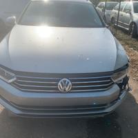 Ricambi VW Passat SW 2015 1.6 tdi dcx