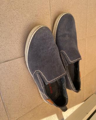 Free Life --- Slip-on in Pelle Scamosciata ---