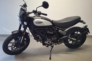 Ducati Scrambler 800 Icon Dark
