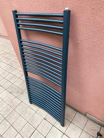 Termosifone compatto scaldasalviette di lusso