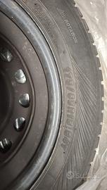 gomme invernali 175 / 65 R15 con cerchione 