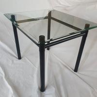 Tavolino in vetro per soggiorno