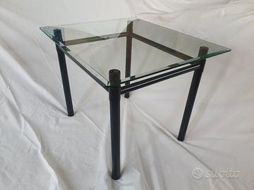 Tavolino in vetro per soggiorno