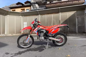 HONDA CRF 450 R - TRIPLA OMOLOGAZIONE - 2 POSTI