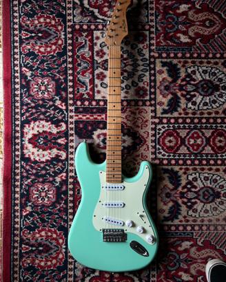 Chitarra Harley Benton+Amplificatore