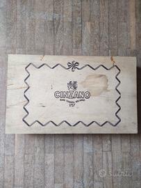 Cassetta Cinzano in legno anni '70