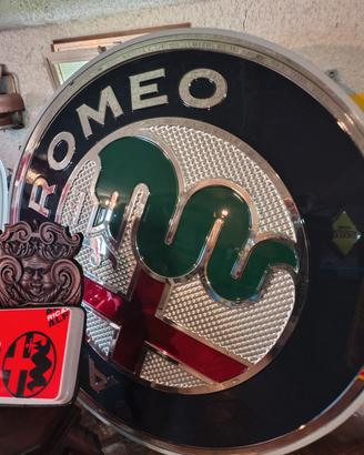 insegna alfa romeo 