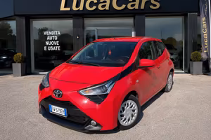 Toyota Aygo 1.0 VVT-i 72 CV 5 porte x-clusiv