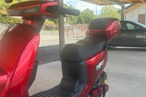 Scooter elettrico ufo
