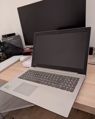 Lenovo IdeaPad 330 i7 8GB SSD 480GB MX150