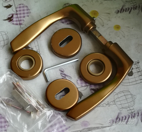 Maniglie porte camere