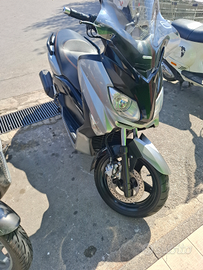 YAMAHA X Max 250