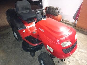 trattorino  rasaerba 