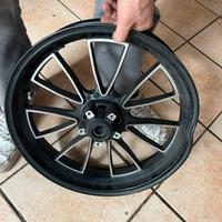 Cerchio ducati diavel anteriore