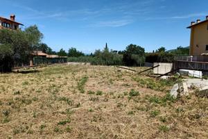 Terreno di 1016 m² a Castelfranco Piandisco