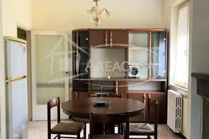 Appartamento di 84 m² con 4 locali e box auto a Ac
