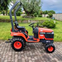 Trattore usato KUBOTA Diesel BX2200D- 4x4 22 Cv