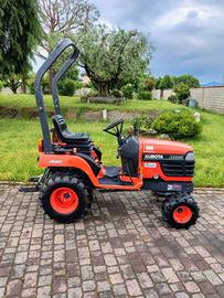 Trattore usato KUBOTA Diesel BX2200D- 4x4 22 Cv