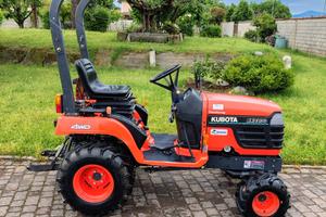 Trattore usato KUBOTA Diesel BX2200D- 4x4 22 Cv