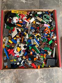 6,9 kg di mattoncini lego