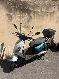 Piaggio 1 Active (2022)