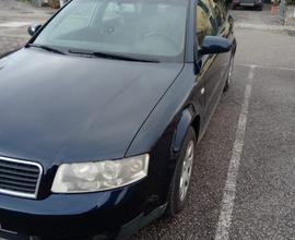 AUDI A4 2ª serie - 2004