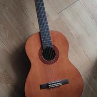Yamaha c40