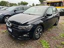 volkswagen-polo-1-0-mpi-75-cv-5p-comfortline-neo