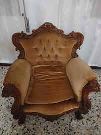 poltrona stile antico