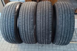 Gomme estive 215*65*17 Hankook