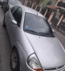Ford ka 2001 benzina