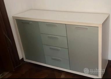 Mobiletto Moderno