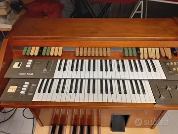 organo elettronico Eminent 310 unique