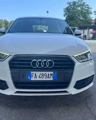 Audi A1 SPB 1.0 TFSI ultra S tronic Metal plus