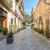 Laboratorio 140 mq Ristrutturato a Piazza Marina