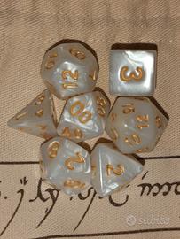 dadi da gioco dungeons and dragons