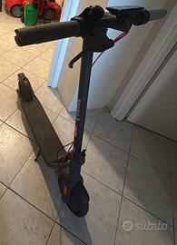 monopattino elettrico navee v25i pro 400km