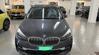 BMW 225xe hybrid - vado all'estero