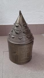 vecchia lampada a candela da chiesa 