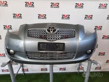PARAURTI ANTERIORE CENTRALE TOYOTA Yaris Serie 521