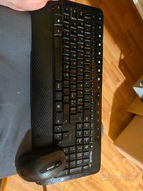 Tastiera Microsoft wireless 2000