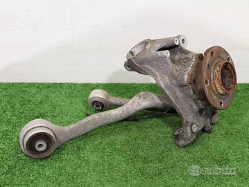 BMW F30 Mozzo fusello anteriore sinistro | 24176