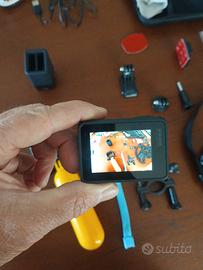 GoPro 7 Black con accessori 